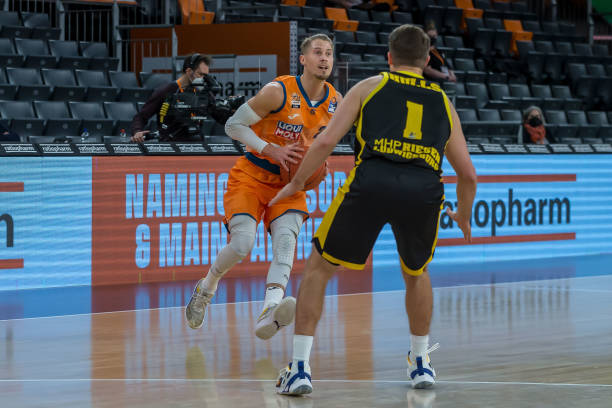 人情绪与团 人情绪与团