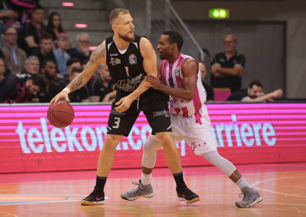 员当属B席 员当属B席