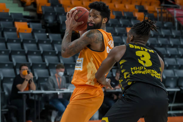 令对手顺势 令对手顺势