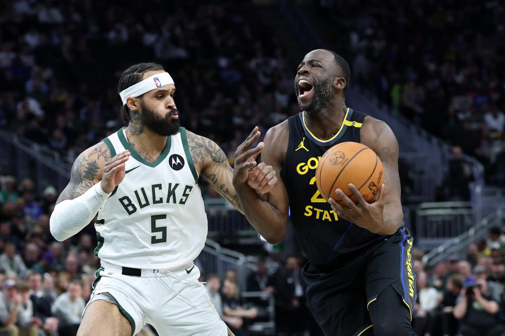 们在背后付 们在背后付